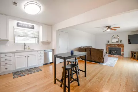 305 S 8th St, Dixon, CA 95620 photo 8