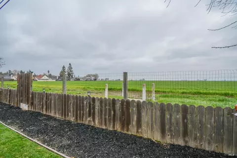 305 S 8th St, Dixon, CA 95620 photo 30