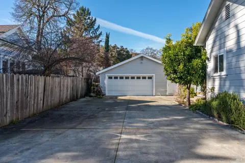 Exterior - 204 S Dora St, Ukiah, CA 95482 photo 12 of 12