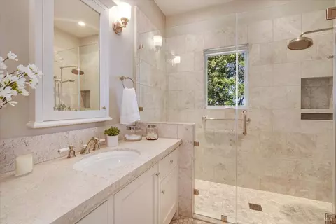 Bath - 1155 Las Posadas Rd, Angwin, CA 94508 photo 6 of 7