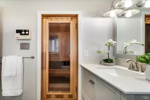 Bath - 1155 Las Posadas Rd, Angwin, CA 94508 photo 5 of 7