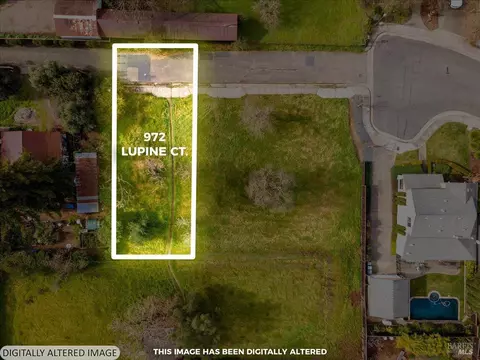 972 Lupine Ct, Healdsburg, CA 95448