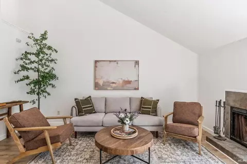 Living - 230 Courtyards E, Windsor, CA 95492 photo 2 of 3
