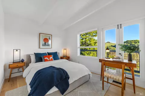 Bedroom - 18 Stanton Way, Mill Valley, CA 94941 photo 4 of 5