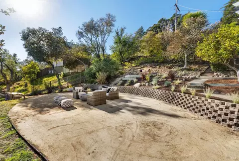 Exterior - 18 Stanton Way, Mill Valley, CA 94941 photo 14 of 17