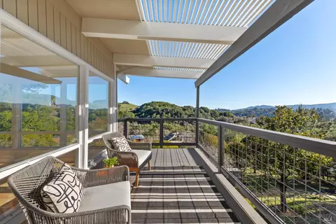 Exterior - 18 Stanton Way, Mill Valley, CA 94941 photo 8 of 17