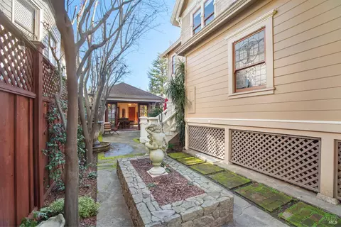 Exterior - 608 Randolph St, Napa, CA 94559 photo 16 of 18
