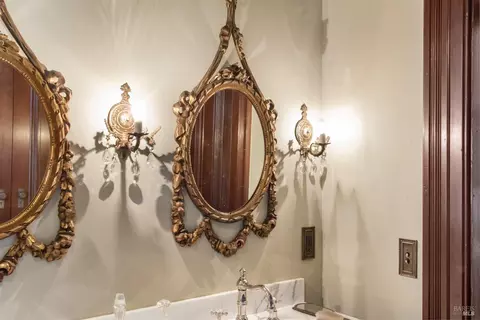 Bath - 608 Randolph St, Napa, CA 94559 photo 7 of 12