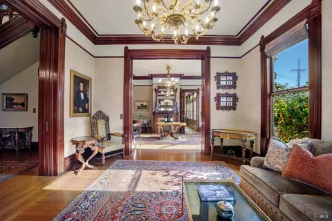 Living - 608 Randolph St, Napa, CA 94559 photo 3 of 4
