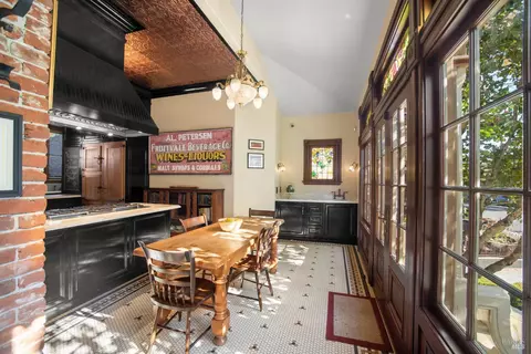 Dining - 608 Randolph St, Napa, CA 94559 photo 1 of 5