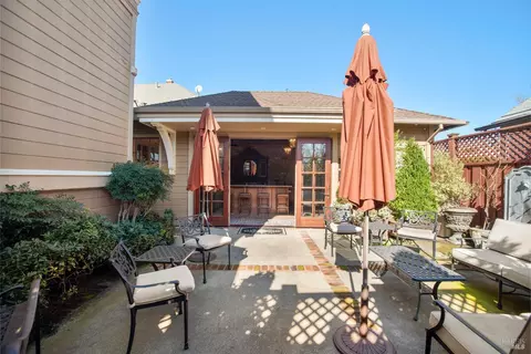 Exterior - 608 Randolph St, Napa, CA 94559 photo 11 of 18