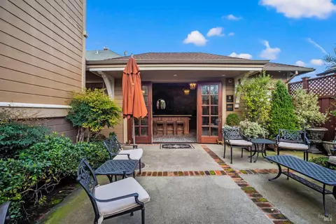 Exterior - 608 Randolph St, Napa, CA 94559 photo 17 of 18