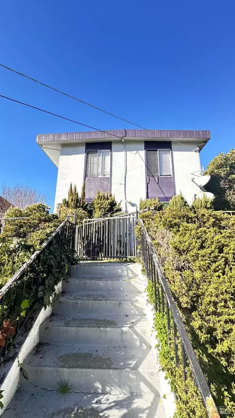Exterior - 523 Branciforte St, Vallejo, CA 94590 photo 3 of 8