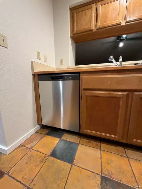 Kitchen - 104 Nantucket Ln, Vallejo, CA 94590 photo 1 of 5