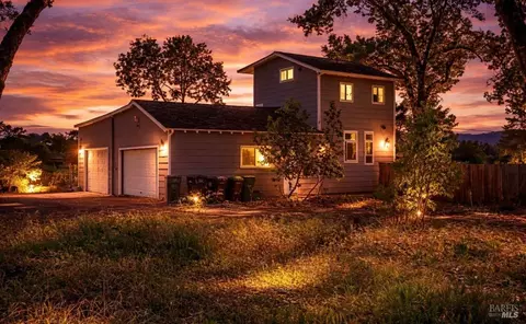 2901-2903 Road I #A-C, Redwood Valley, CA 95470