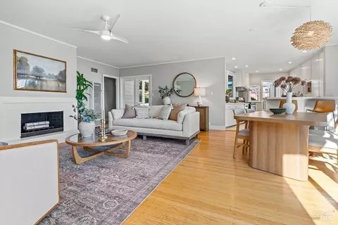 Living - 650 Main St, Sausalito, CA 94965 photo 2 of 6