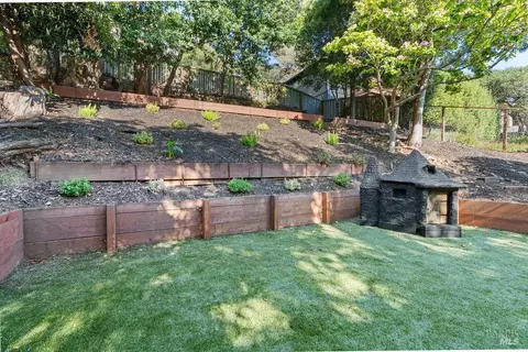 Exterior - 650 Main St, Sausalito, CA 94965 photo 4 of 10