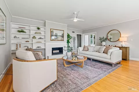 Living - 650 Main St, Sausalito, CA 94965 photo 3 of 6