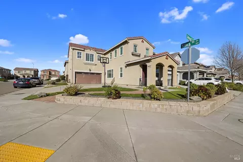 615 Sitka Dr, Vacaville, CA 95687