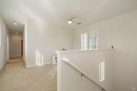 Entry Way - 615 Sitka Dr, Vacaville, CA 95687 photo 2 of 2