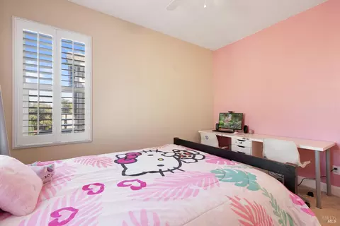 Bedroom - 615 Sitka Dr, Vacaville, CA 95687 photo 4 of 5