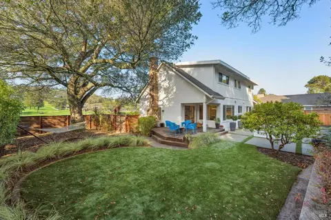 Exterior - 341 Fairway Dr, Novato, CA 94949 photo 2 of 6