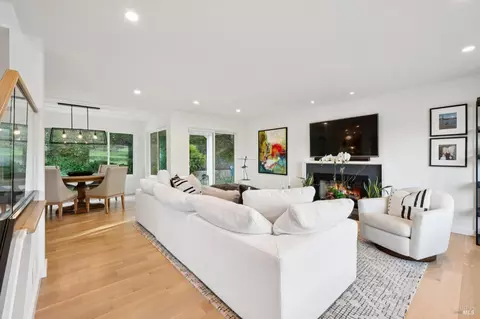 Living - 341 Fairway Dr, Novato, CA 94949 photo 5 of 5