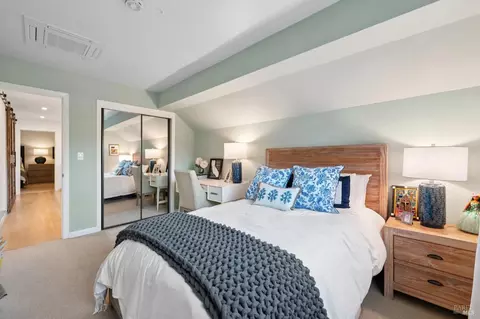 Bedroom - 341 Fairway Dr, Novato, CA 94949 photo 4 of 5