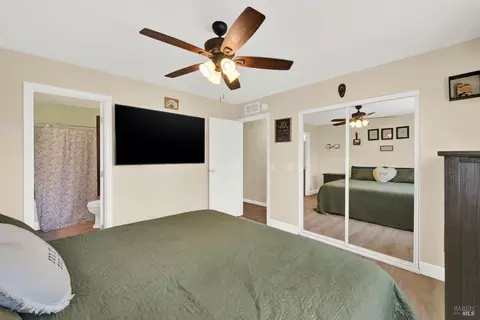 Bedroom - 655 Marshall Ct, Vacaville, CA 95687 photo 4 of 10
