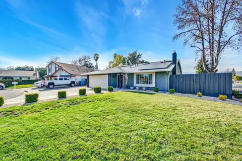 Exterior - 655 Marshall Ct, Vacaville, CA 95687 photo 8 of 23