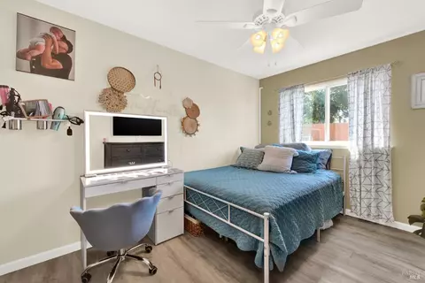 Bedroom - 655 Marshall Ct, Vacaville, CA 95687 photo 8 of 10