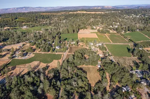 710 Anderson Ln, Angwin, CA 94508 photo 5