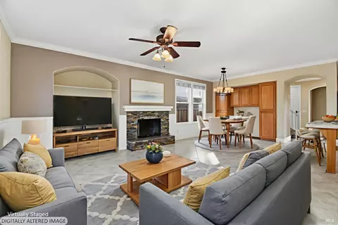 107 Bouquet Cir, Windsor, CA 95492