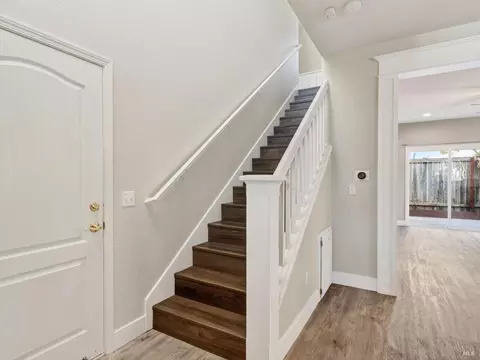 Entry Way - 36 W Brookside Dr, Cloverdale, CA 95425 photo 2 of 2