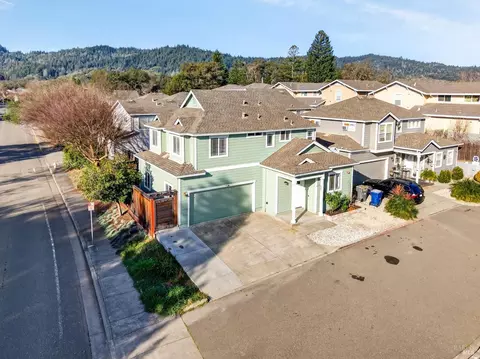 View/Area - 36 W Brookside Dr, Cloverdale, CA 95425 photo 1 of 4
