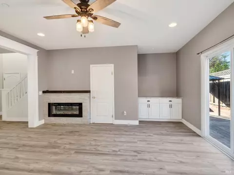 Living - 36 W Brookside Dr, Cloverdale, CA 95425 photo 3 of 3