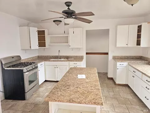 Kitchen - 1653 Lilac Ln, Willits, CA 95490 photo 1 of 1
