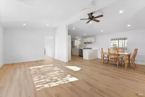 8145 Willow St, Windsor, CA 95492 photo 4