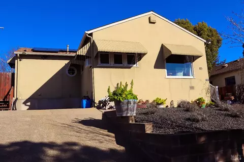 206 Steffan St, Vallejo, CA 94591