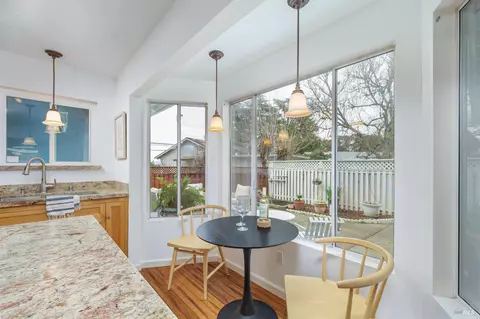 Dining - 79 Temelec Cir, Sonoma, CA 95476 photo 2 of 6