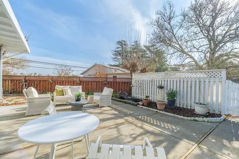 Exterior - 79 Temelec Cir, Sonoma, CA 95476 photo 4 of 13