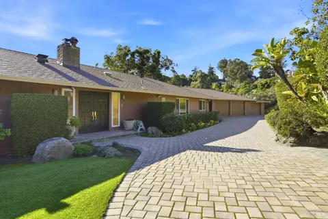 307 Summit Ave, San Rafael, CA 94901