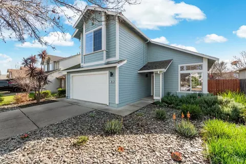 250 Somerville Dr, Vacaville, CA 95687
