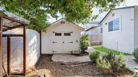 Exterior - 712 Laurel St, Vallejo, CA 94591 photo 6 of 7