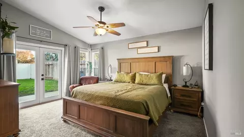 Bedroom - 840 Green Dr, Dixon, CA 95620 photo 1 of 4