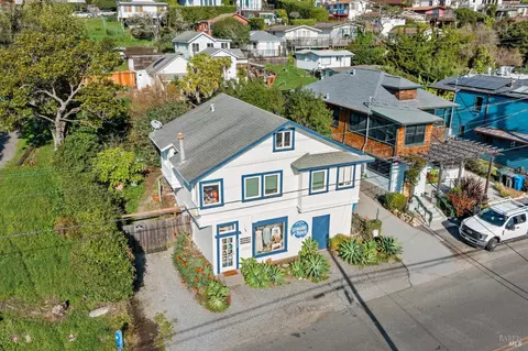 3488 Shoreline Hwy, Stinson Beach, CA 94970