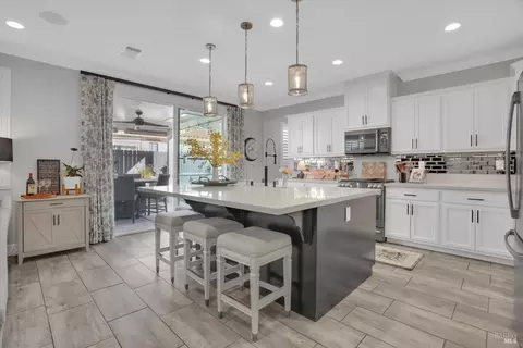 Kitchen - 312 Primrose Dr, Vacaville, CA 95687 photo 1 of 10