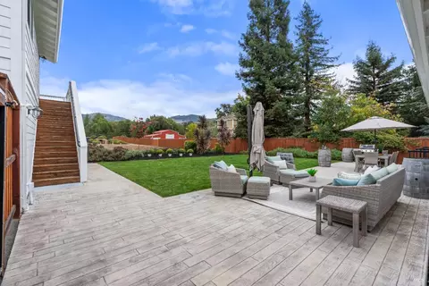 Exterior - 1044 4th Ave, Napa, CA 94559 photo 6 of 24