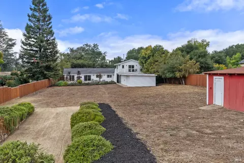 Exterior - 1044 4th Ave, Napa, CA 94559 photo 19 of 24