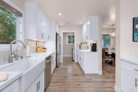 Kitchen - 1044 4th Ave, Napa, CA 94559 photo 6 of 7